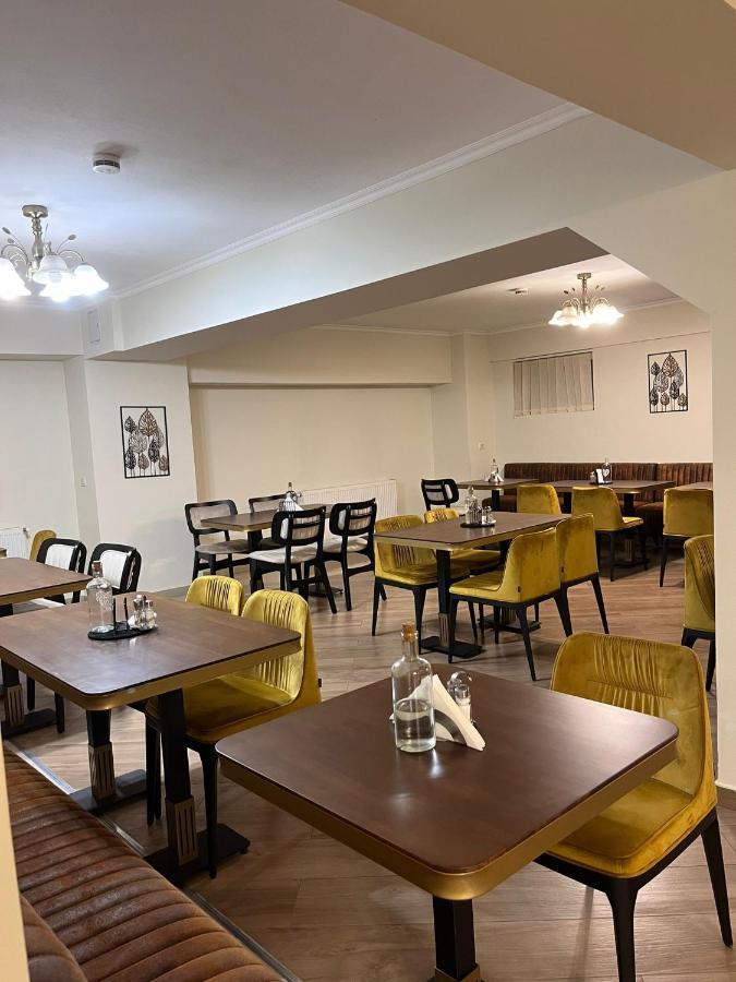 Camere De Inchiriat Elisei Timişoara Exterior foto